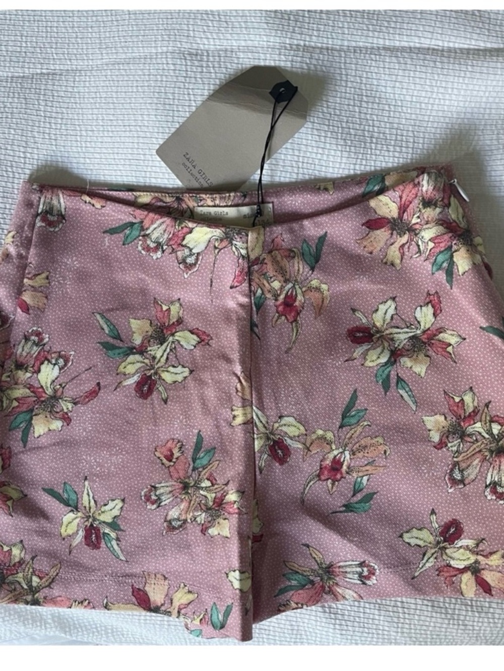 Zara Girls Pink Floral Print Shorts Size 9    NEW WITH TAG